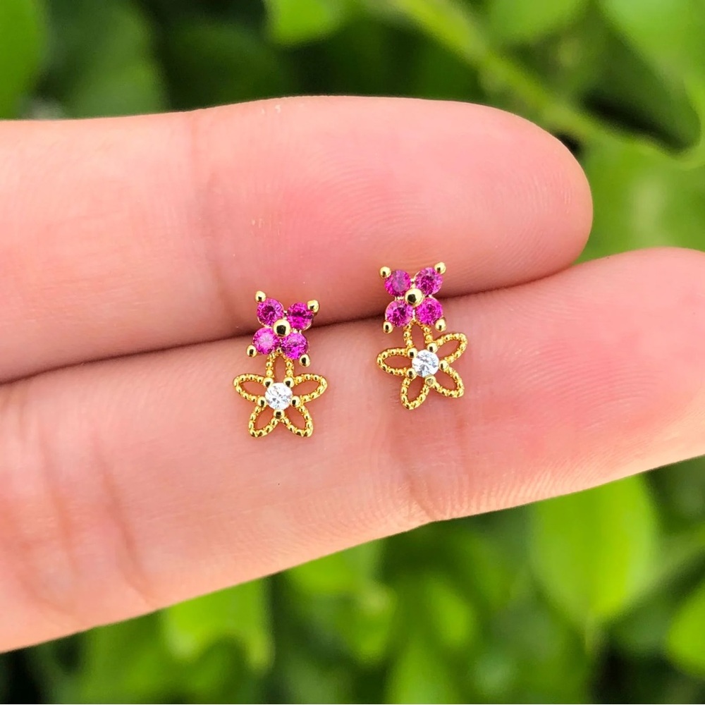 Elegant Pink and Gold Floral Earrings